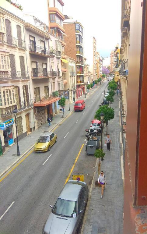 Plaza Merced Apartamentos مالقة المظهر الخارجي الصورة